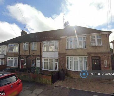 4 bedroom terraced house to rent - Photo 1