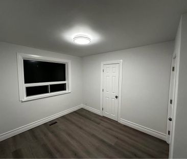 For Lease - 10 Anticosti Drive Unit# Main, Toronto, Ontario - Photo 2