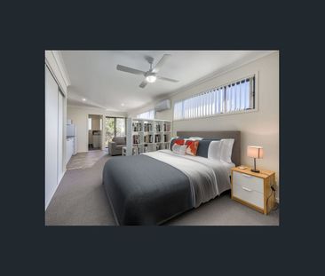 FULLY FURNISHED, DESIGNER STUDIO APARTMENT– BILLS INCLUDED! - Photo 4