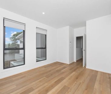 2/16 Menzies St, Braybrook VIC 3019 - Photo 3