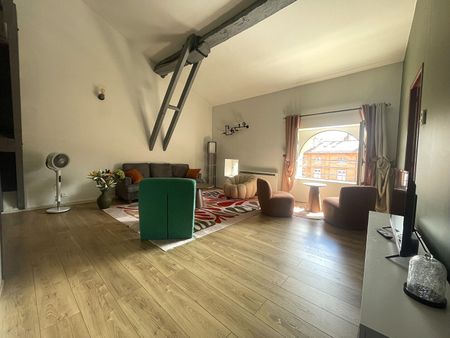 Location Appartement 3 pièces 75m² - Photo 3