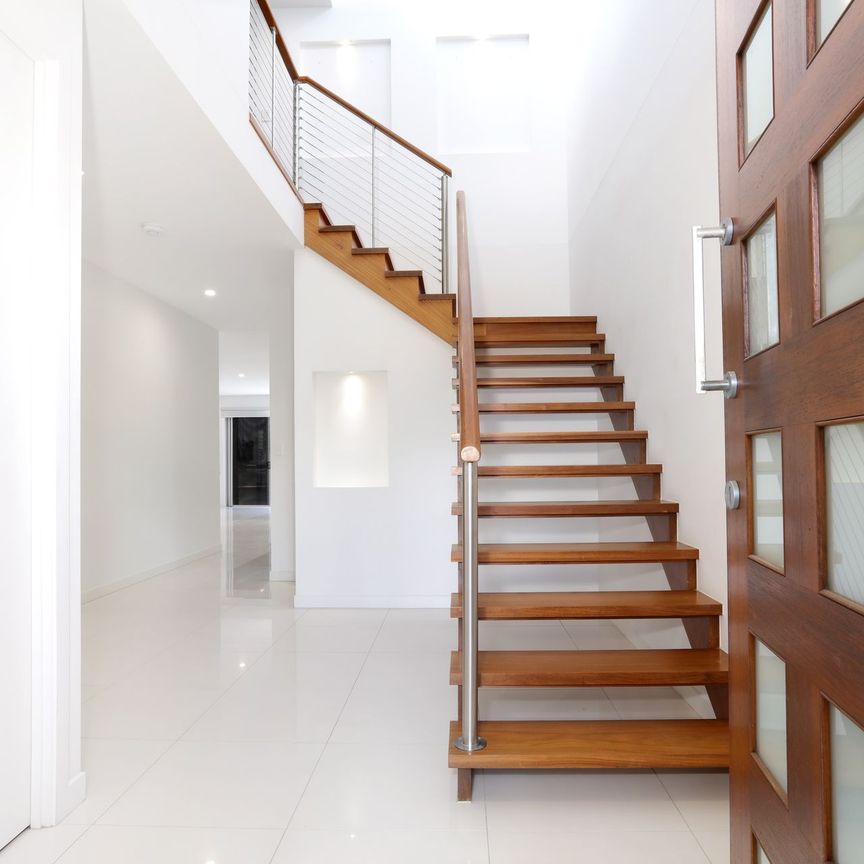 Low-Maintenance Family Home - Photo 1