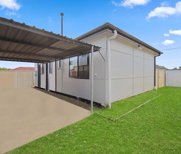 3 bedroom Family Home - Photo 3