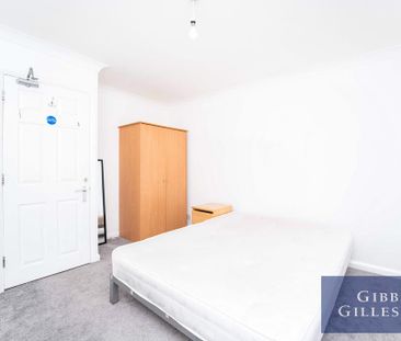 3 bedroom townhouse to rent - Photo 6