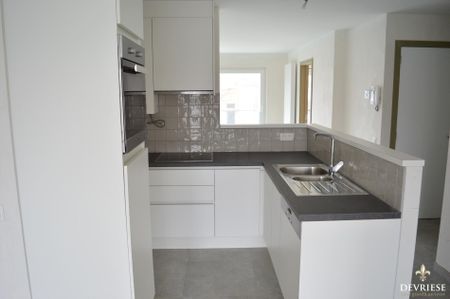 Instapklaar appartement met 2 slaapkamers op de 1e verdieping in Gullegem - Photo 5