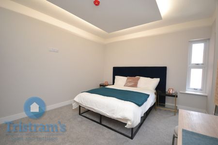 2 bed Flat for Rent - Photo 3