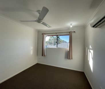 2 bedroom unit close to city and beach - Photo 6