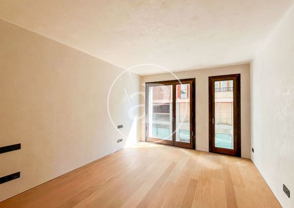 Apartment for Rent on Paseo Mallorca