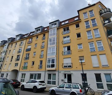 Sonnige 2-Raum-Wohnung mit kleinem Balkon in Dresden-Friedrichstadt - Foto 1
