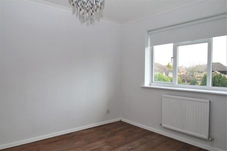 2 bedroom end of terrace house to rent - Photo 4