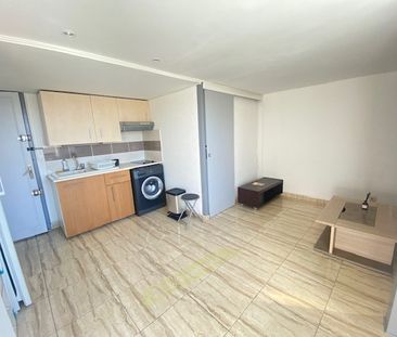Location Appartement 1 pièce 30m² ST CYPRIEN 66750 - Photo 1