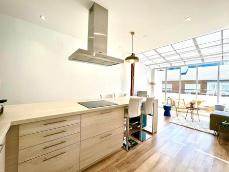 Excellent 3 Bedroom apartment with 10m² terrace for rent in Arapiles, Madrid - Photo 5