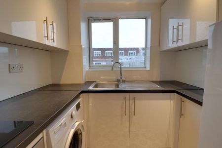 1 bedroom flat to rent - Photo 4