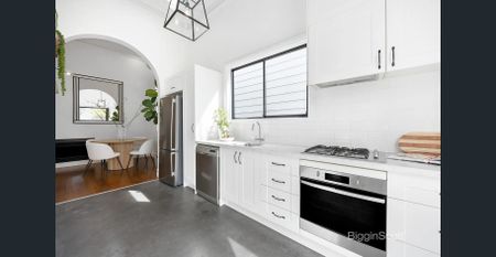 Beautifully Renovated Victorian Home In Unbeatable Location! - Photo 5