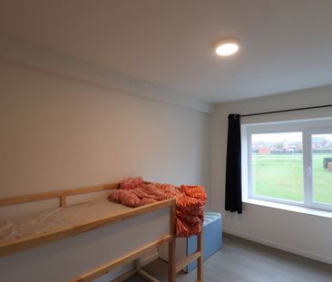 Gerenoveerd duplex-appartement met 3 slaapkamers, terras en autosta... - Foto 5