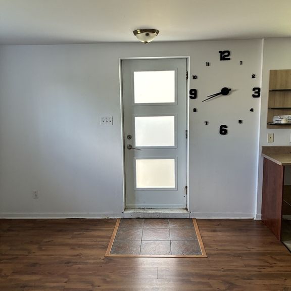 Terrebonne Sous-sol Beau Grand 4 1/2 - Photo 1