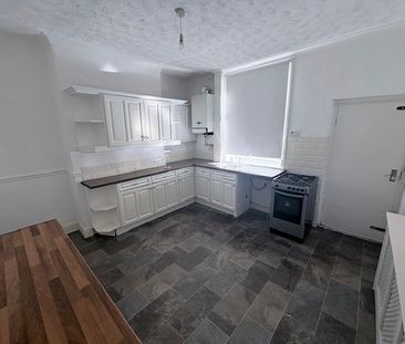 Harling Street - Photo 3