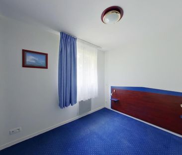 Location Appartement 2 pièces 33m² LA ROCHE POSAY 86270 - Photo 3