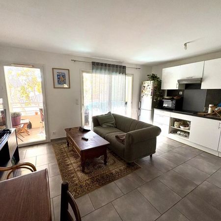 Location Appartement 2 pièces 42 m2 à Martigues - Photo 4