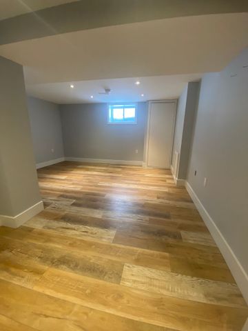 For Lease - 148 Penetang Street Unit# Lower, Barrie, Ontario - Photo 3
