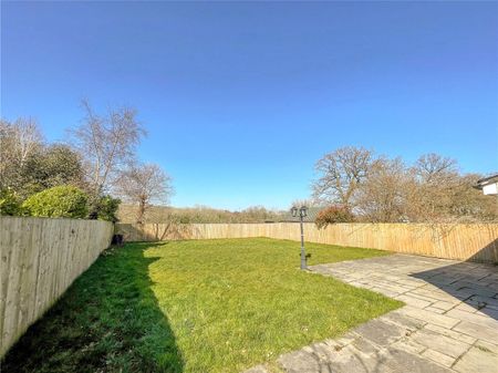 Uplands Road, CH62 2BZ, Bromborough - Photo 3