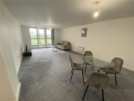 2 bedroom apartment to rent - Photo 4