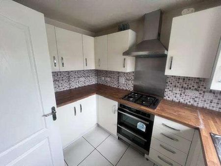 Buckingham Road, Aylesbury, HP19 - Photo 5