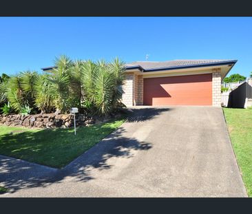 Large family home in Seabreeze Estate - Photo 5