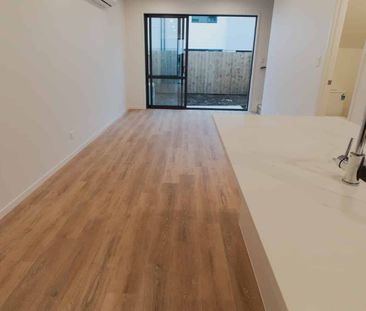 Convenient lifestyle! - Photo 3