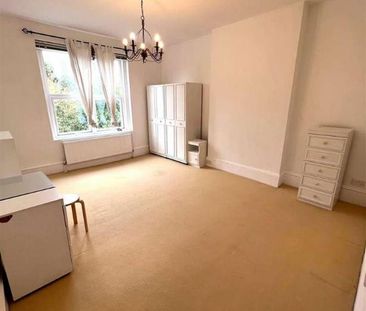 Grosvenor Lodge, High Road, Whetstone, N20 - Photo 4