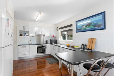 28 Ringara Street, Manly West. - Photo 2