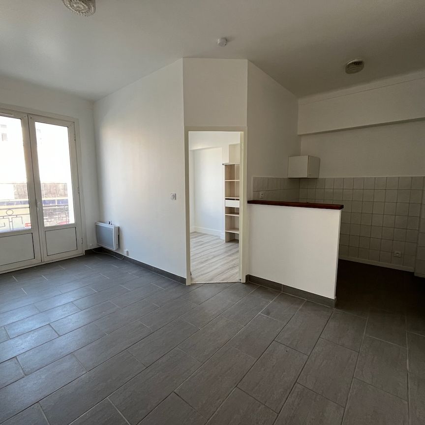 Location Appartement 2 pièces 31m² - Photo 1