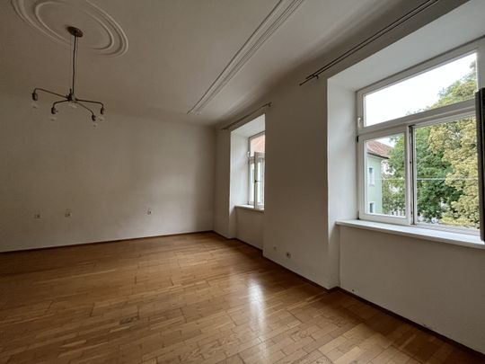 Provisionsfrei! 2 Monate mietfrei! Sehr gepflegte 2-Zimmer-Wohnung mit separater Küche in zentraler Lage ganz nahe der Inneren Stadt - Photo 1