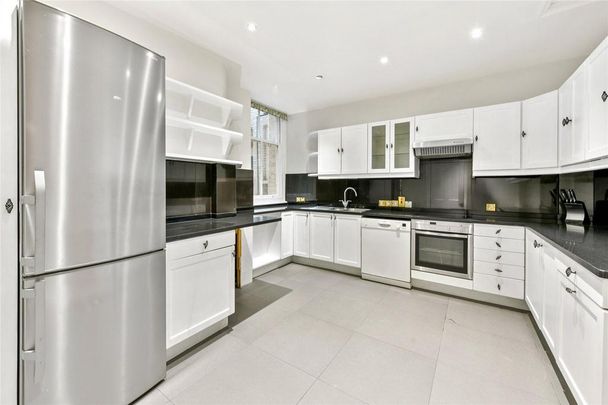 4 bedroom apartment to rent - Photo 1