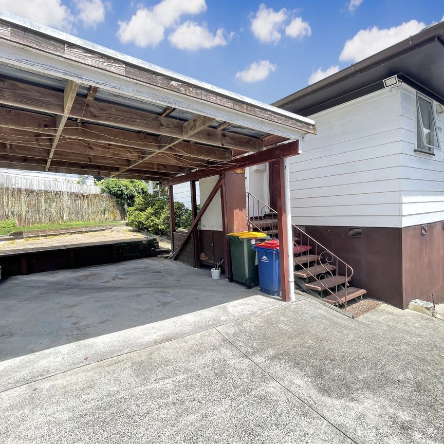 Tidy Warm family house in Bayview - Photo 1