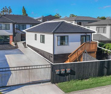 Modern Family Living - Photo 5