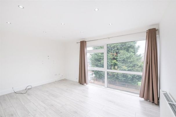 2 bedroom house to rent - Photo 1