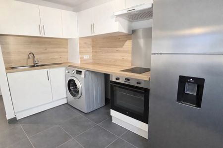 Location Appartement 2 pièces 39m² NICE 06000 - Photo 5