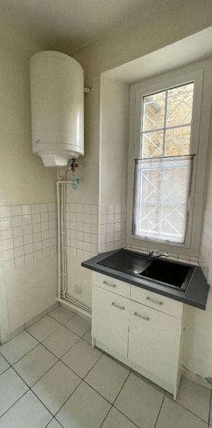 Location Appartement 1 pièce 24m² - Photo 1