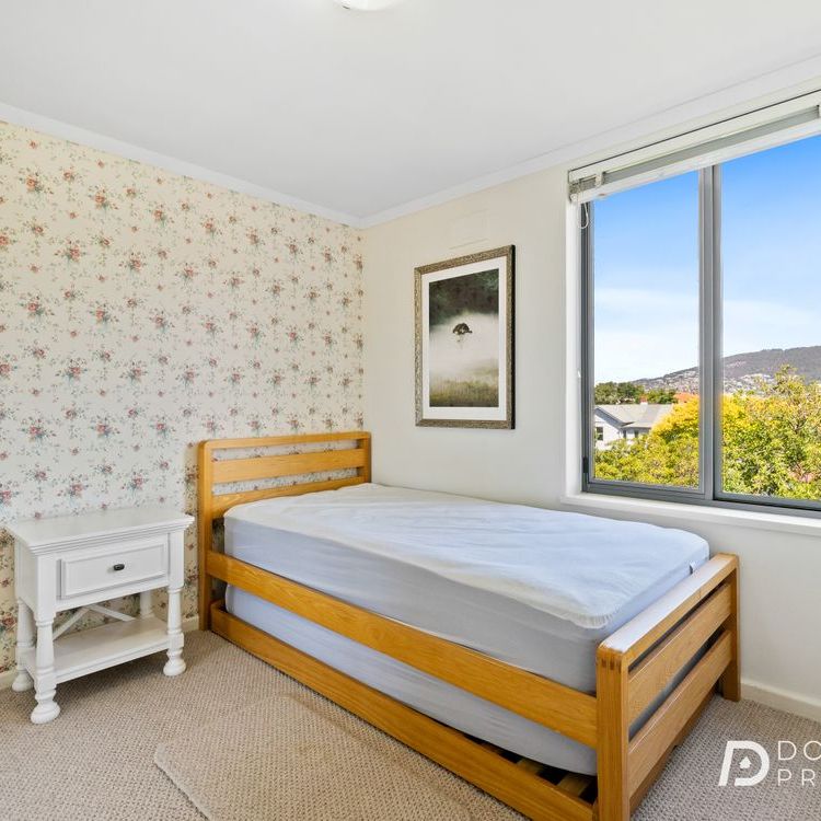 34/11 battery square, battery point tas 7004 - Photo 1