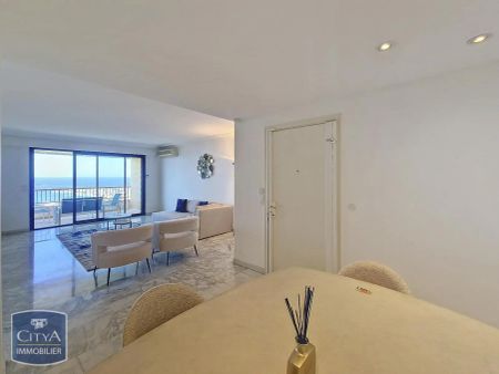 Appartement à louer 4 pièces 96.78m² - Photo 2