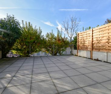 MODERNO MONOLOCALE CON AMPIA TERRAZZA - Photo 3