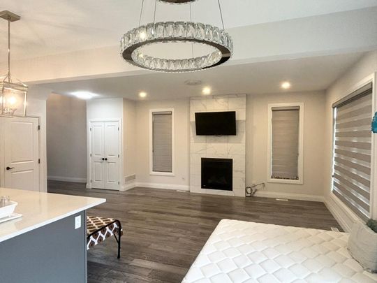 For Lease - 2633 Bobolink Lane, London South, Ontario - Photo 1