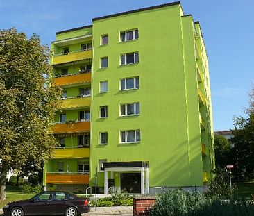 Modernisierte Familienwohnung mit 3 Zimmern in Cottbus - Foto 2