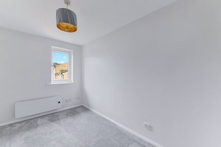 2 Bed Flat, Henderson Court, SE14 - Photo 3