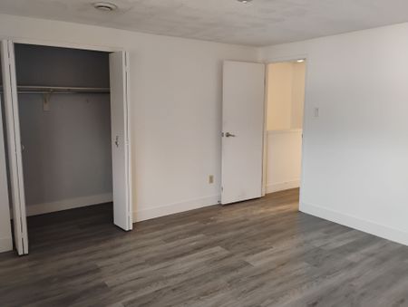 For Lease - 577 Third Street Unit# 32, London East, Ontario - Photo 3