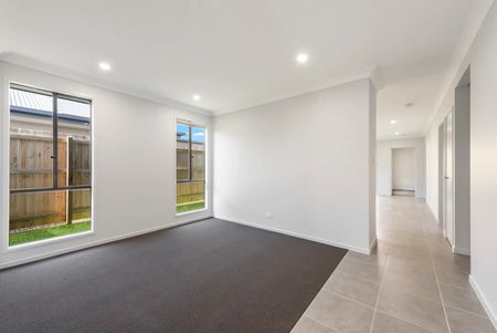 b/l $620 / $2,480 Bond - Photo 4