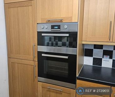 3 bedroom terraced house to rent - Photo 5