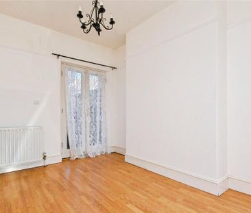 4 bedroom terraced house to rent - Photo 3