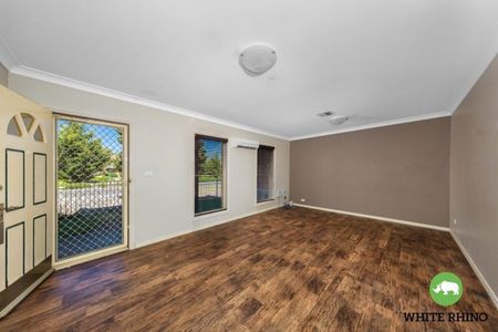 7/44 Carrington Street, Queanbeyan - Photo 3